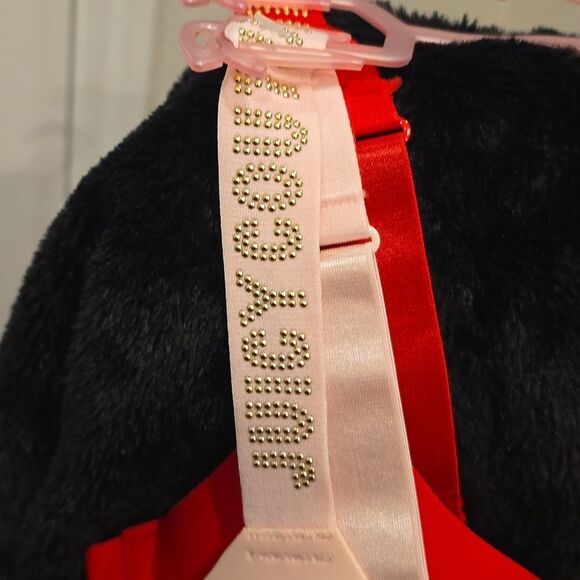 Juicy Couture 2-PK Logo Strap Sexy Push-Up Bra Set - Picture 4 of 8